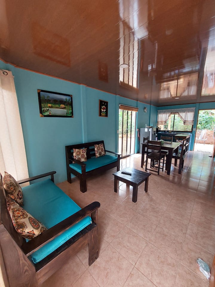Casa De Campo Rivas - Costa Rica