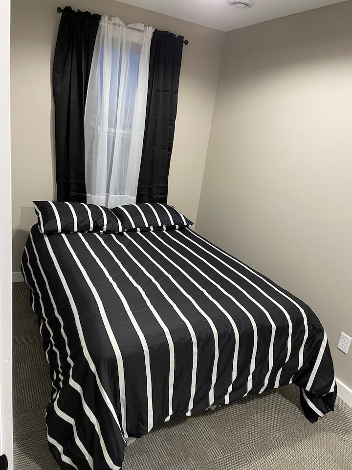 Bedroom 1 - double bed 