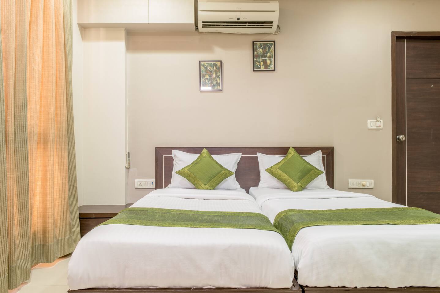 Studio Apartment Ahmedabad Tcs boutique stay @ ramdevnagar, ahmedabad - boutique hotels for rent Studio Apartment Ahmedabad Tcs boutique stay @ ramdevnagar, ahmedabad - boutique hotels for rent