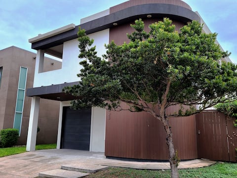 Gorgeous luxe organic modern minimal 5 brm 5.5 bth