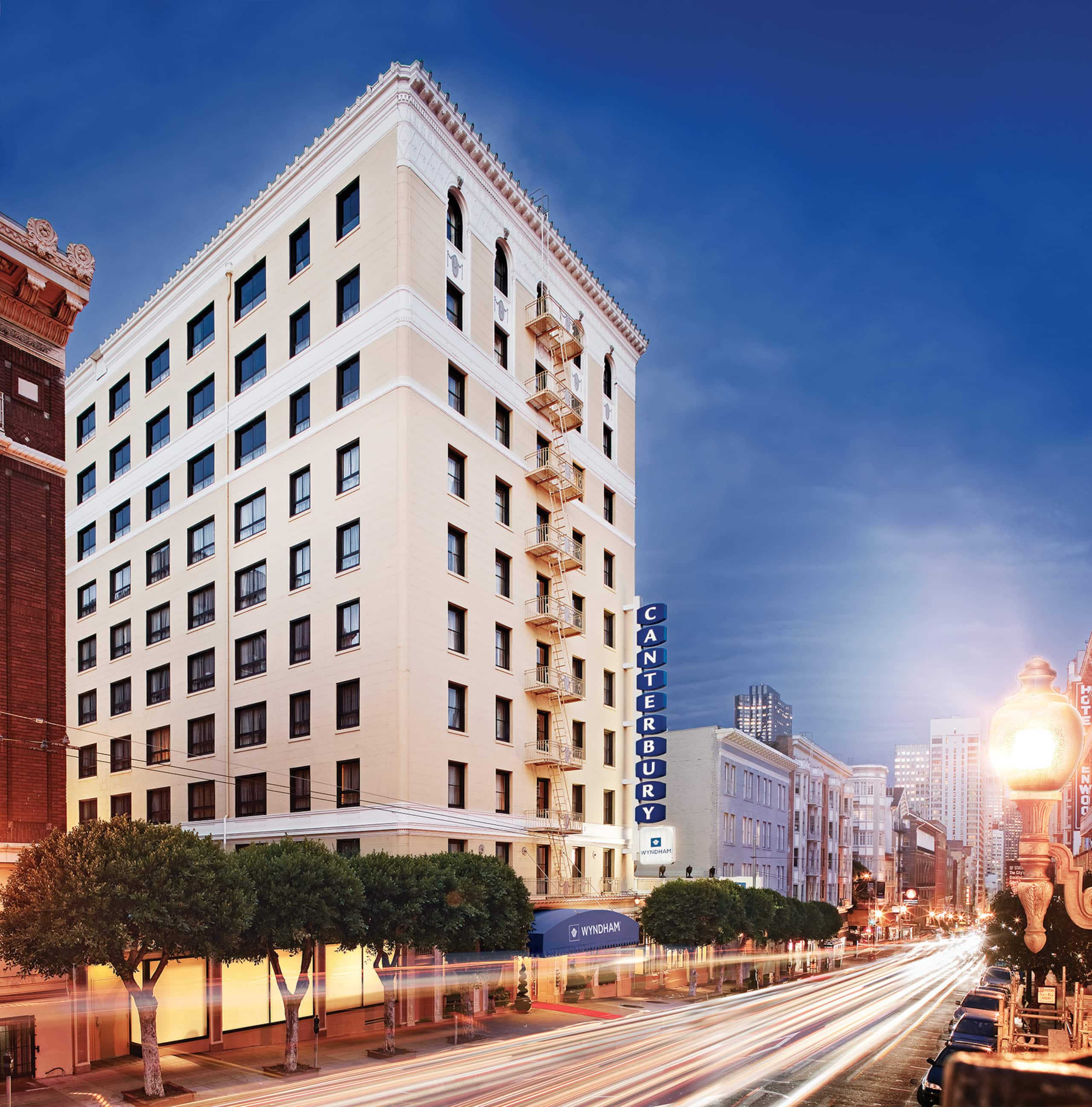 Condo in San Francisco · ★4.91 · 2 bedrooms · 3 beds · 2 baths - Image 3