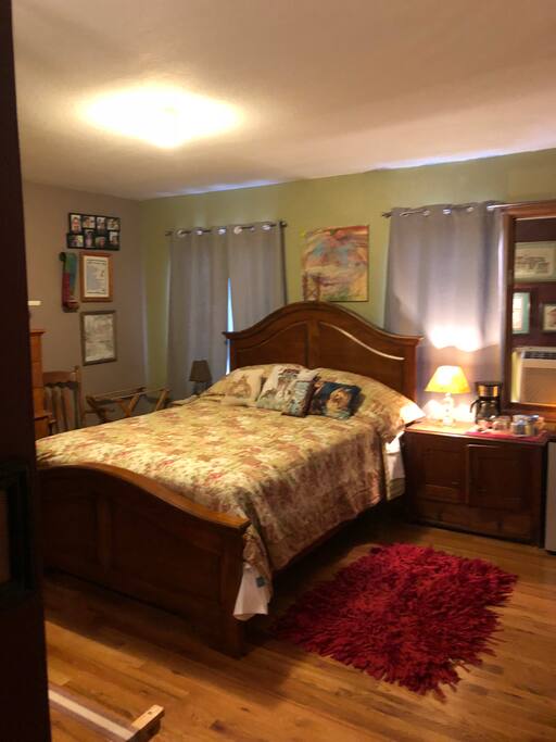 Your private bedroom has an adjoining bath. We’ve just upgraded to a queen bed with a brand new mattress and 800 count sheets.