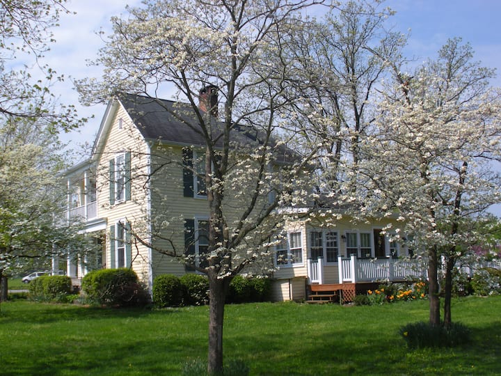 Homeplace Bed & Breakfast in Wilmore Houses for Rent in Wilmore