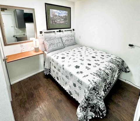 Beautiful Studio Near NYC, EWR