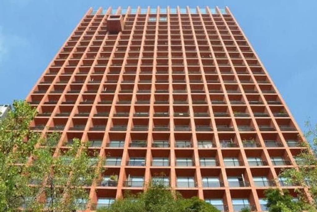 New, luxurious, modern building on Paseo de la Reforma, the very main avenue of Mexico City