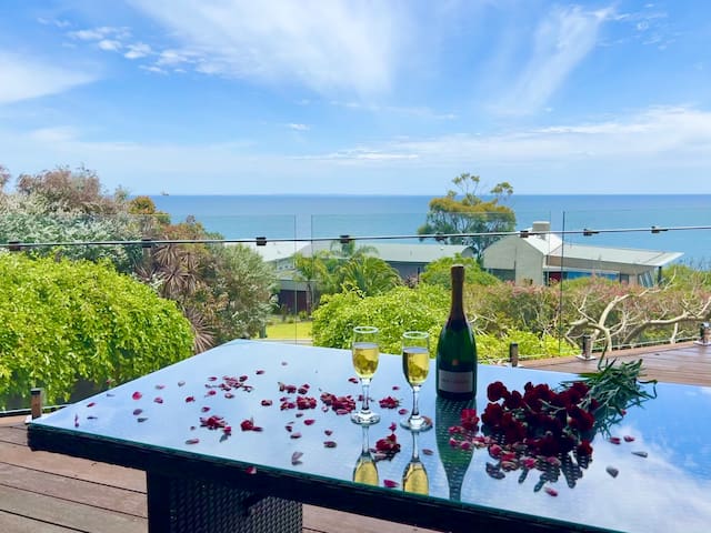 OCEAN-FRONT | Kids Pet Friendly | Pool Spa Bar Gym gallery image 2