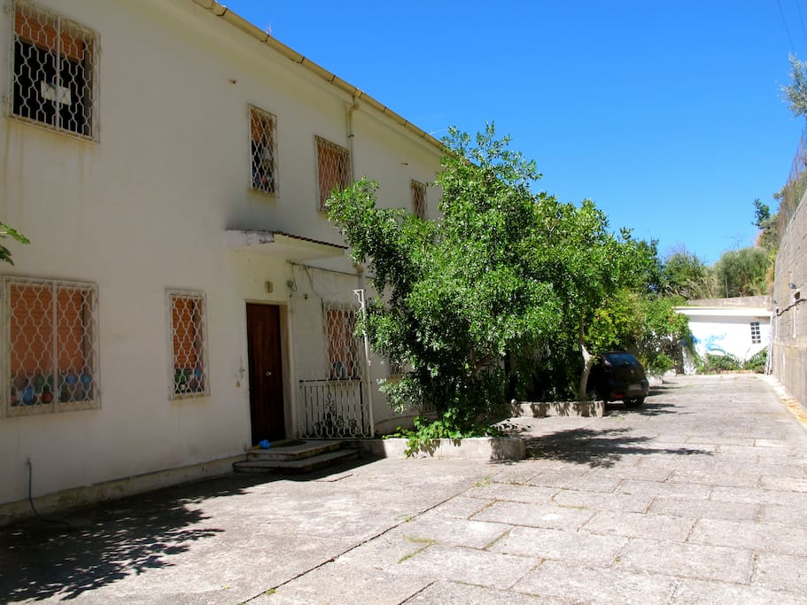 Parking lot | Posto auto