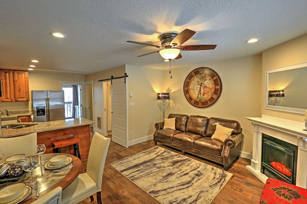 This cozy home is perfect for 5 guests.