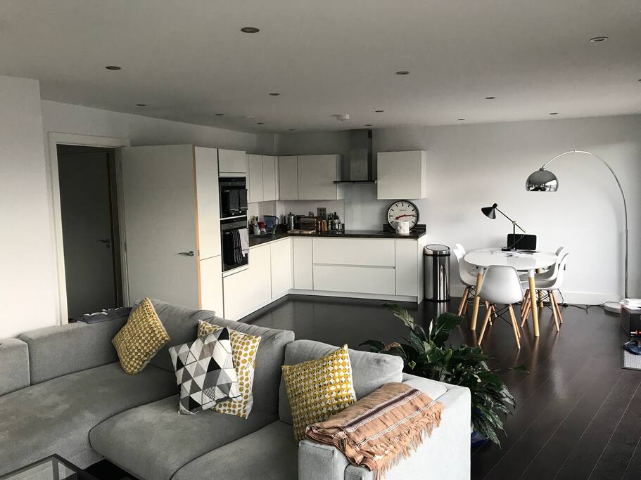 Kitchen/living room