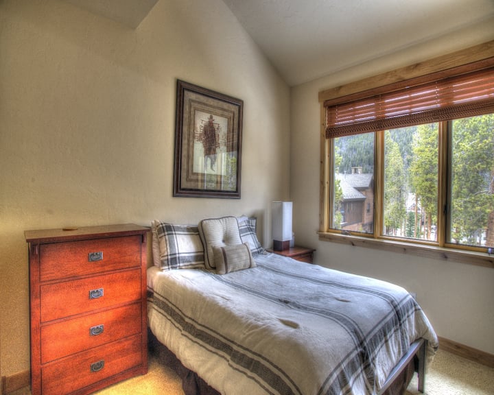 Ლუქს-კლასის საძინებელში