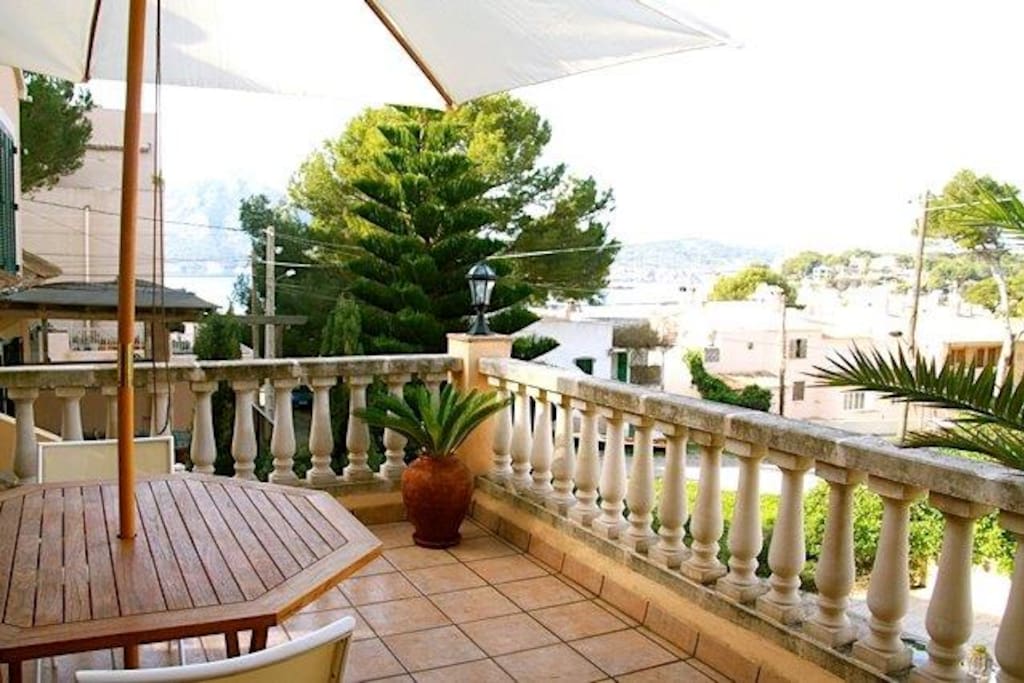 Terrace with bay views