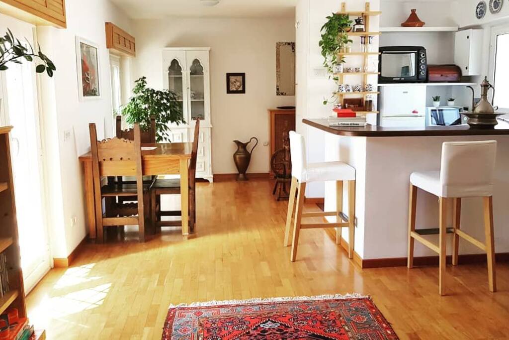 Welcome to Casa Camma rooftop apartment in central Rome