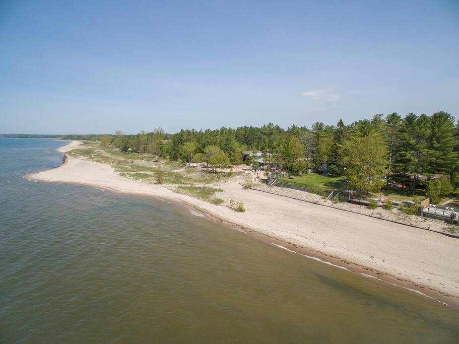 3 Minute walk to New Wasaga Beach