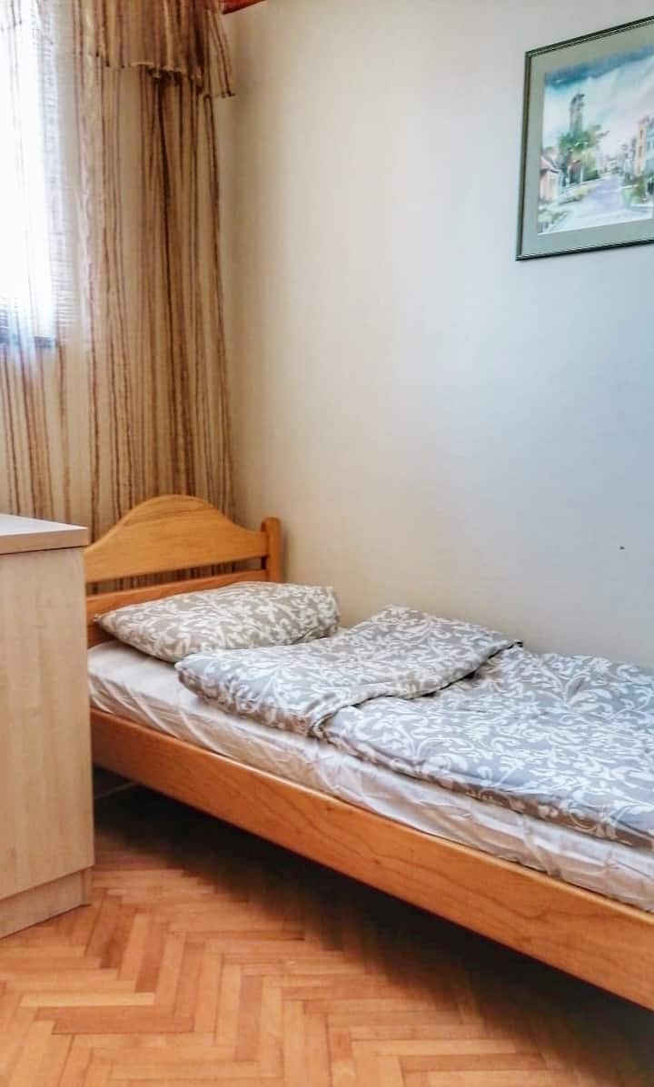 Dhomë gjumi 3