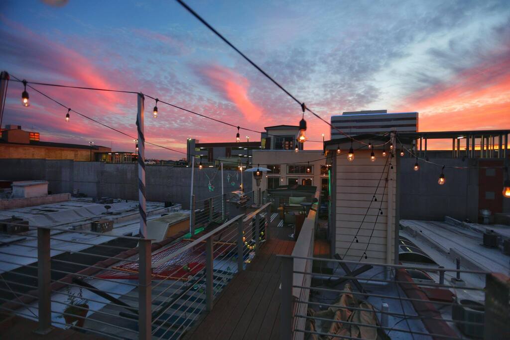 Rooftop deck looking west towards sunset