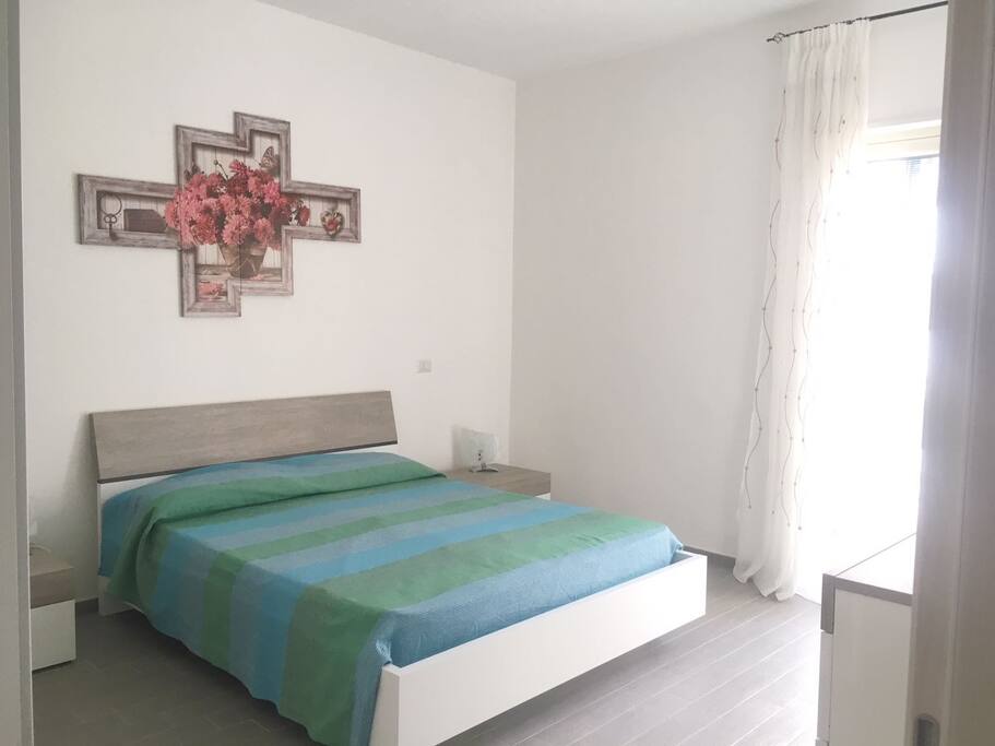 ampia camera da letto