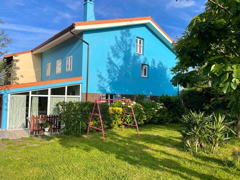 Single-family home with land 2.5 km from the beach