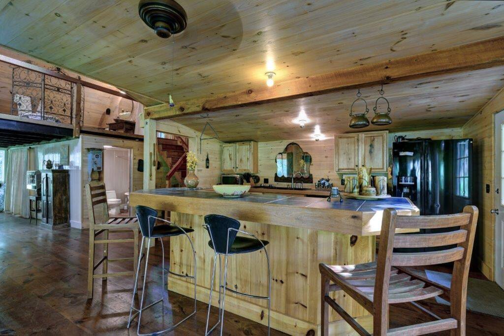 island kitchen social room '