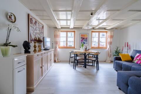 Idyllically located  apartment 20 meters from the lake