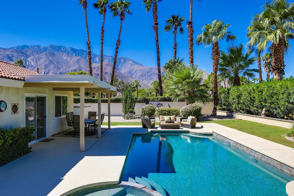 Relax Palm Springs