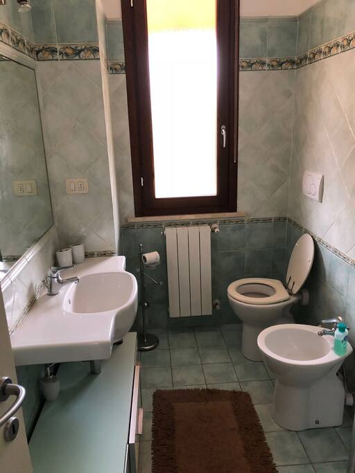 bagno funzionale con tutti i servizi igenici