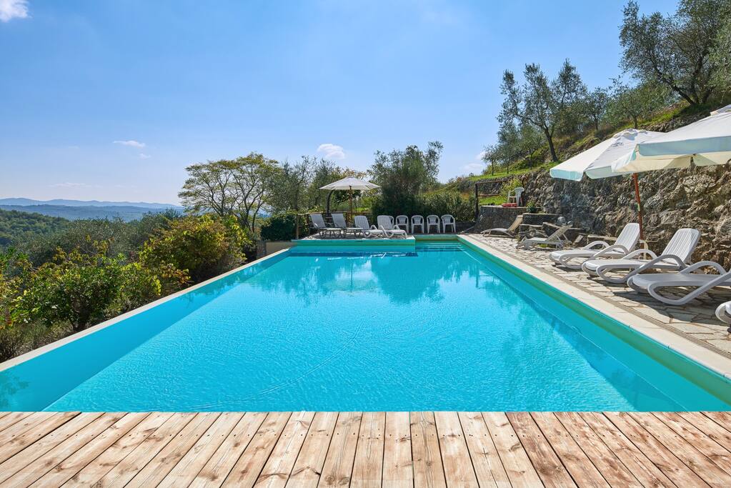 solarium, swimming pool