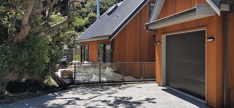 Te Kohanga Eco Lodge