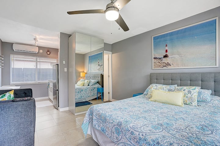 Moderno Chic Studio Apartments for Rent in Oakland Park
