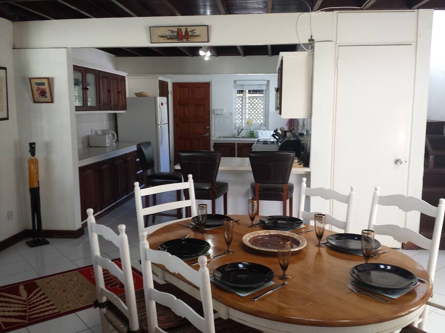 casual, 6 seater dining table