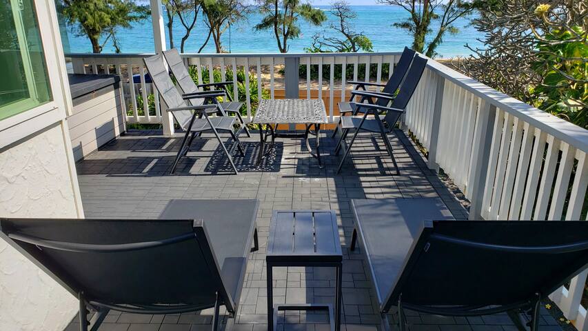 Ocean Views, Steps from Beach – 3 Bedroom/2 Bath gallery image 2