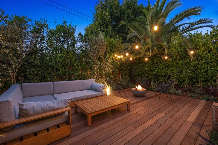 Venice Cottage with Incredible Outdoor Space