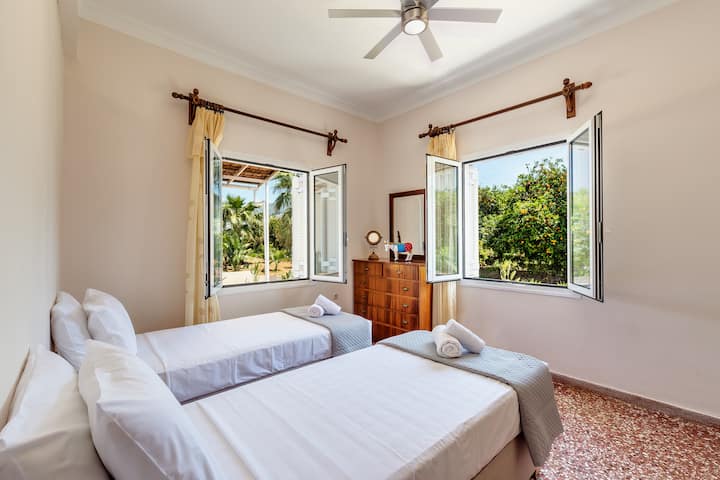 Sovrum 2 enkelsängar