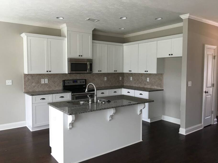 Kitchen (fridge is installed)