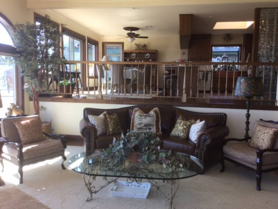 California Open Floor Plan- Luxurious Furnishings