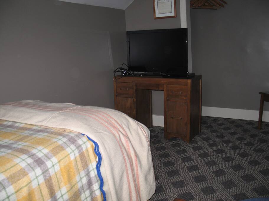 No cable TV, but the antenna brings us Global and CTV. DVD player with movies.