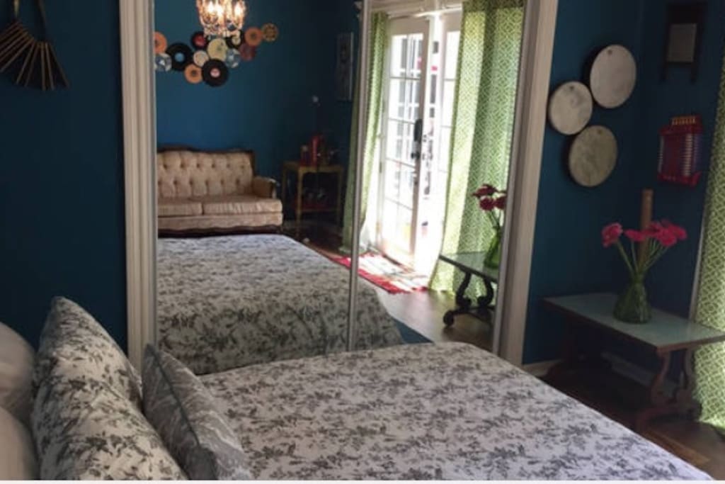 Set up as a bedroom- Double bed with memory foam topper!