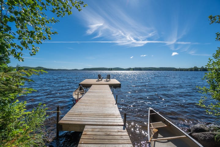 Nipissing Cottage - Algonquin Provincial Park