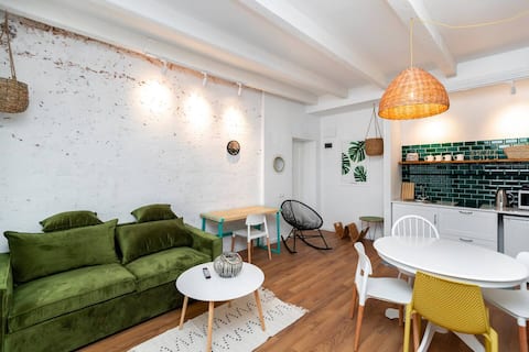 ✤Luminous & stylish 1BR apt. in the city center✤