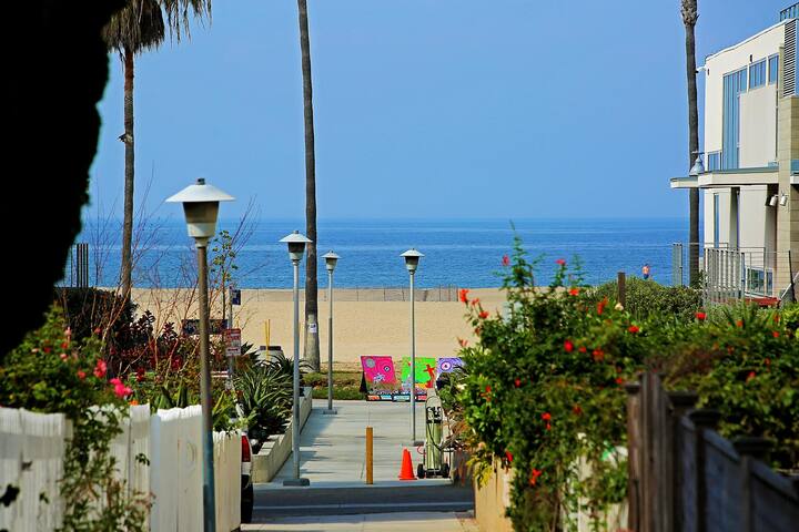 Wonderful Home in Beautiful Venice ☼ Extended Stay gallery image 3