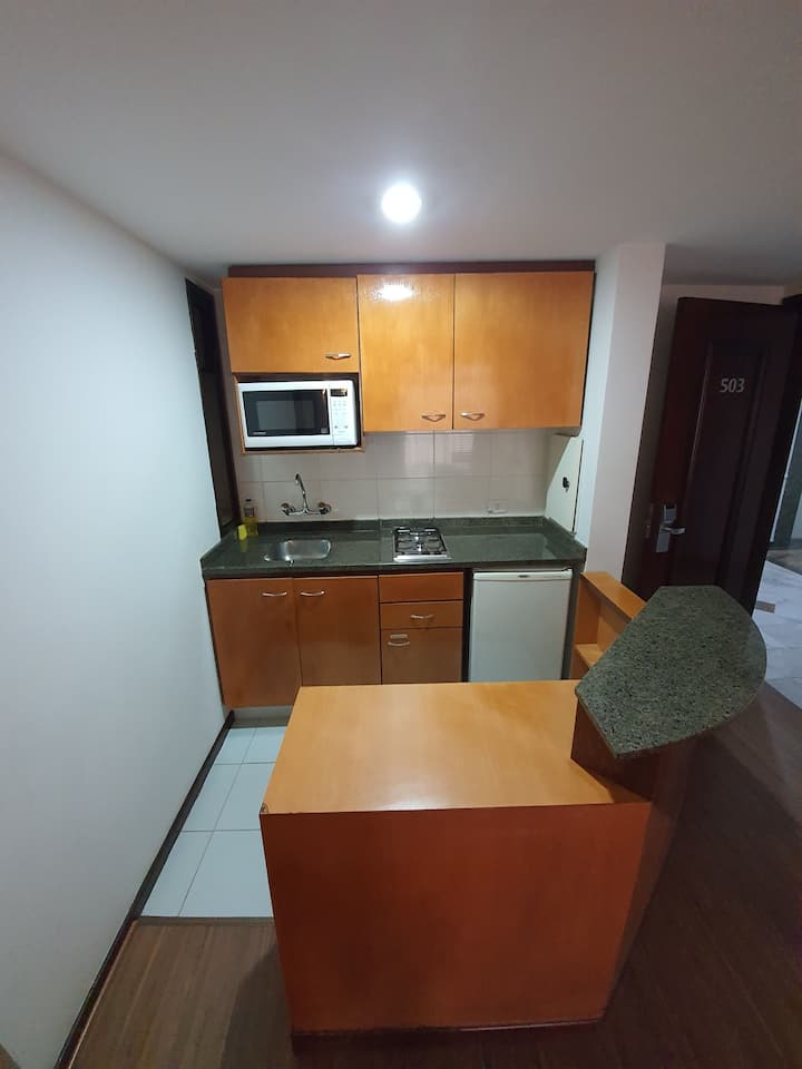 Apto 504 - ÓTimo Custo Benefício Ao Lado Do Batel - Curitiba
