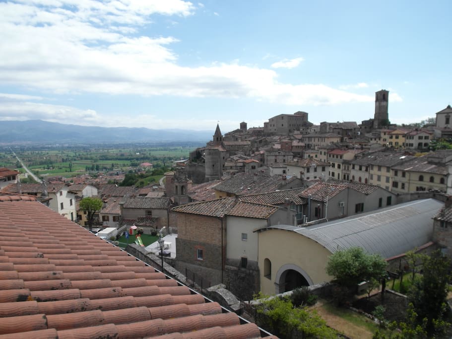 Views of Anghiari and the valley below from the terrace