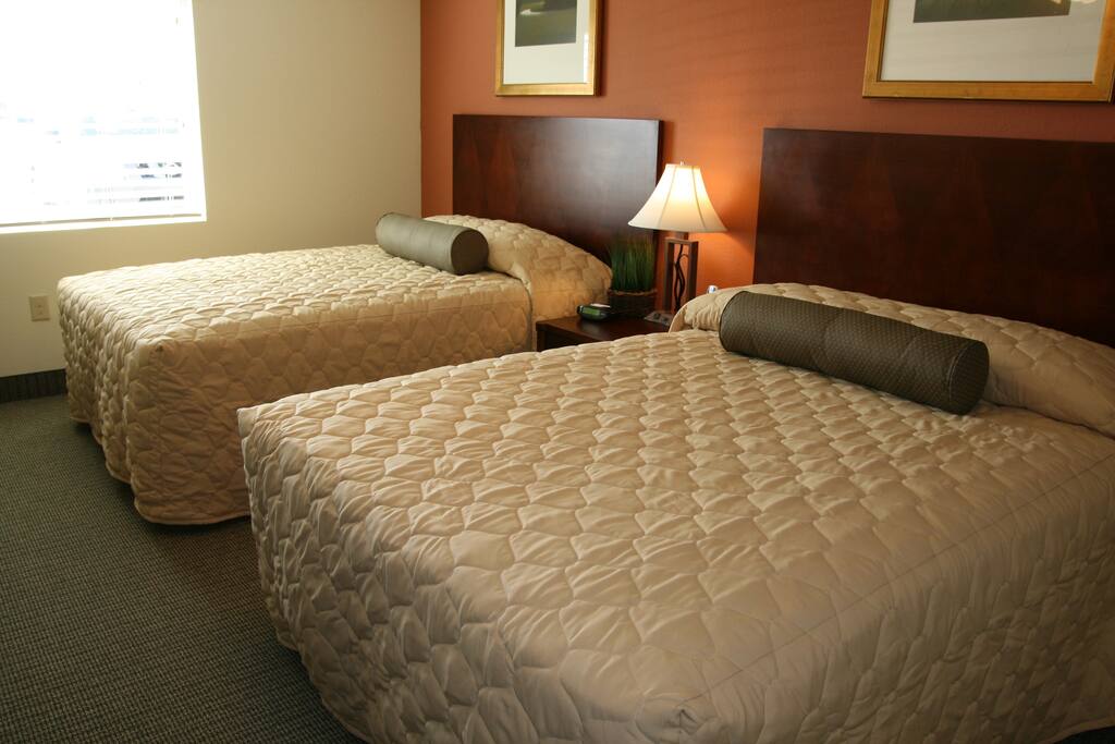 Double Queen Suite. Separate bedroom
