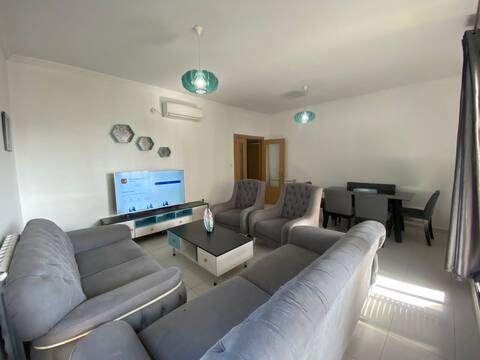 Cozy 3 Bedroom Apartment in Hasnaoui Oran