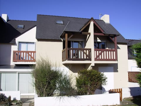 Top performing Airbnb: Charming 2-room rental for 3 nights or more in Erdeven
