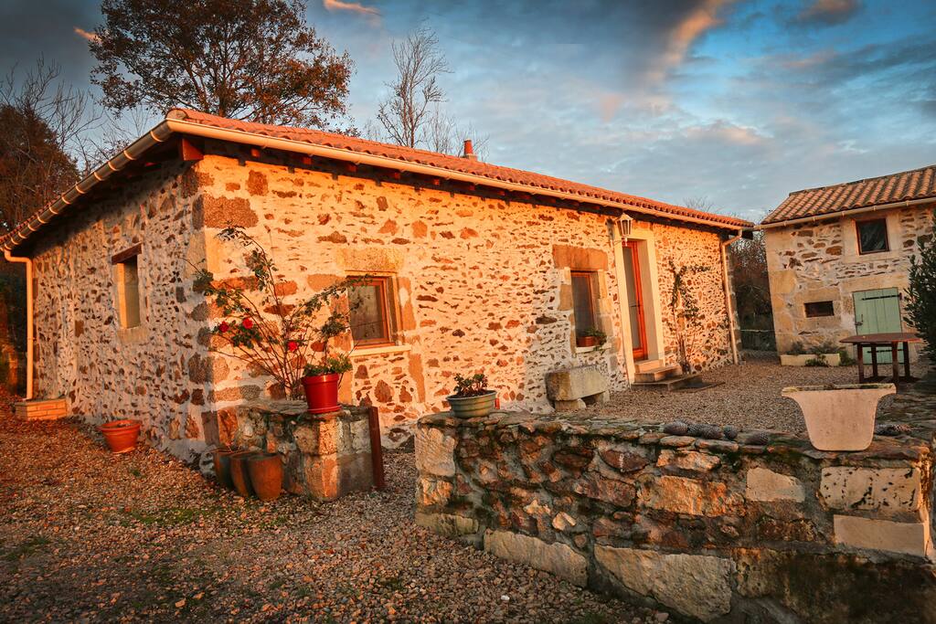 Gite Chataigne sleeps 4