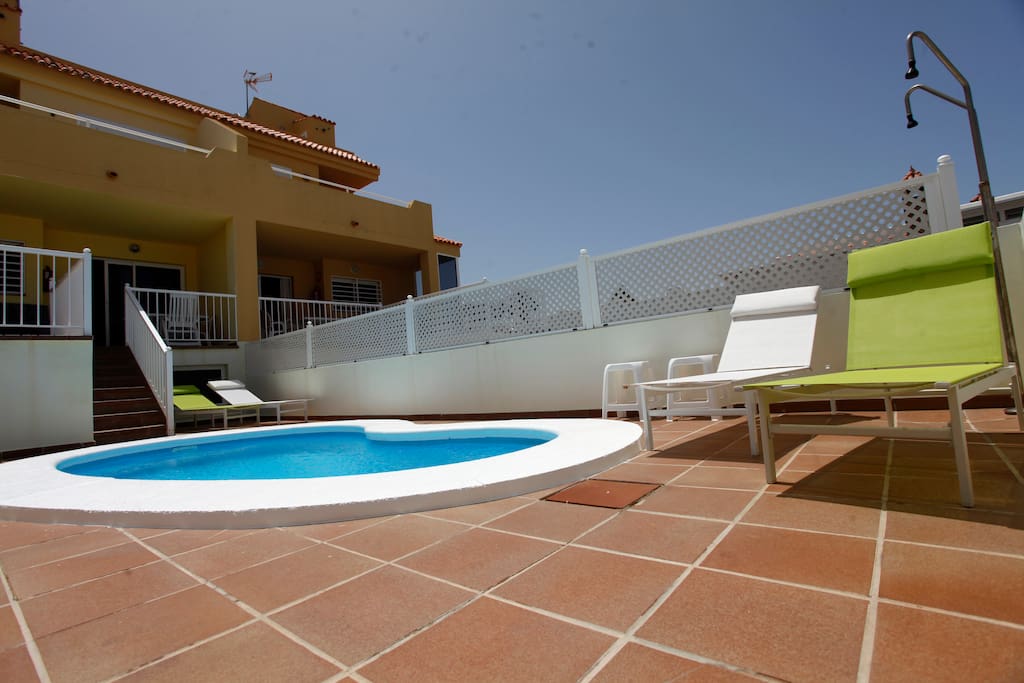 Piscina desde salida al mar