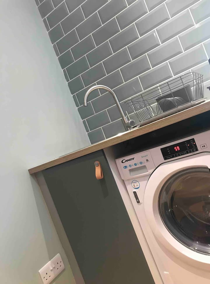 The Nook ! Compact Conversion. Free Street-parking - Belfast