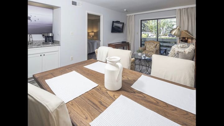 Few Mins Walk To Beach 1st Floor - Great Amenities - Hilton Head Island, SC
