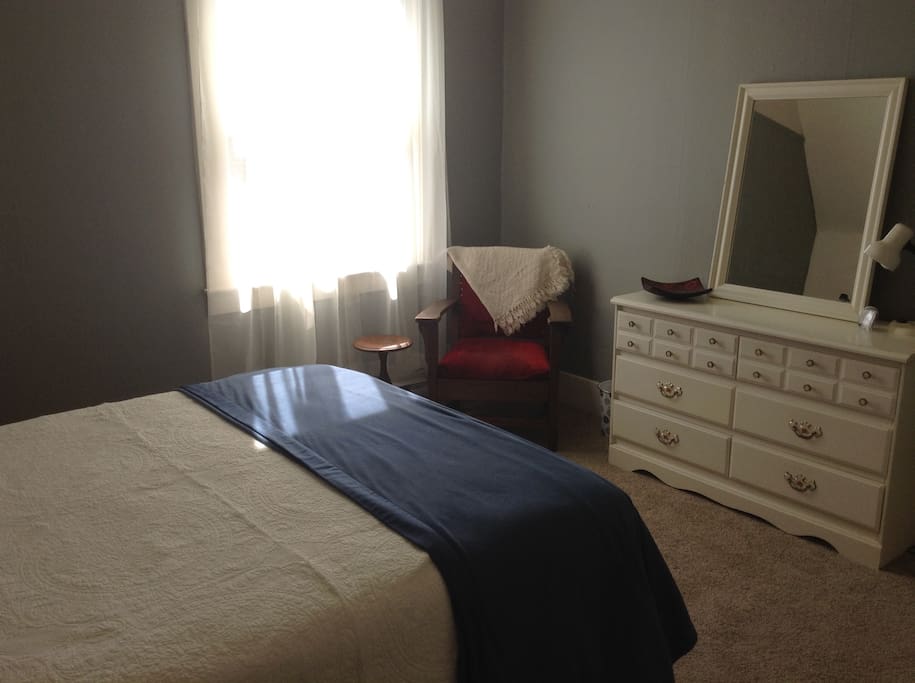 Mellow Rose Room