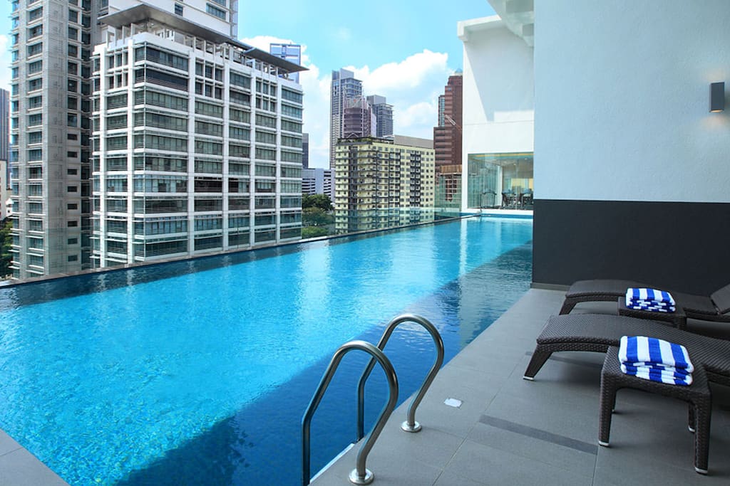 Gorgeous swimming pool